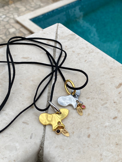 Pendant PTAHA gold on a string