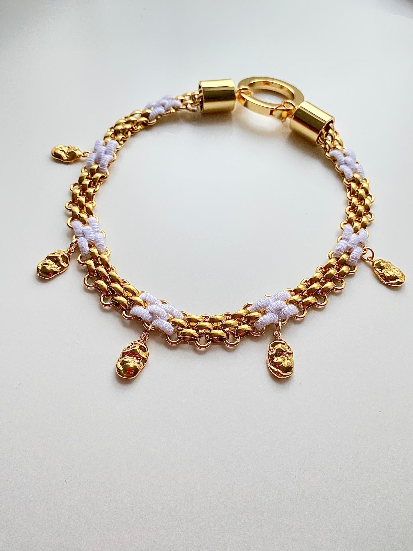 Choker WHITE CLOUDS
